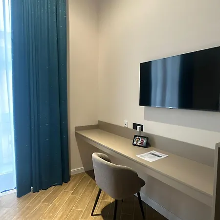 招待所 Maison Toledo 4*