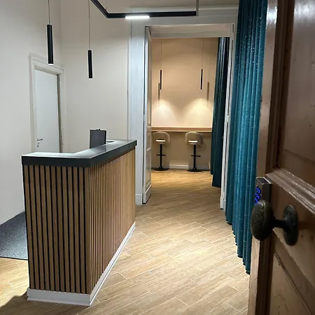 Maison Toledo ゲストハウス 4*